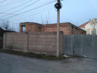 Законно ли начато строительство на ул.Попова в Бишкеке? - читатель Чынгыз (фото)