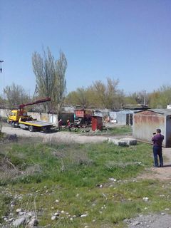 Законно ли сносят гаражи на ул.Малдыбаева в Бишкеке? - житель (фото)