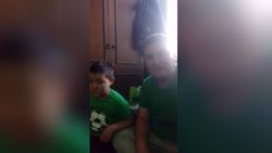 Мальчика побил отец. Родители сняли на видео свои объяснения
