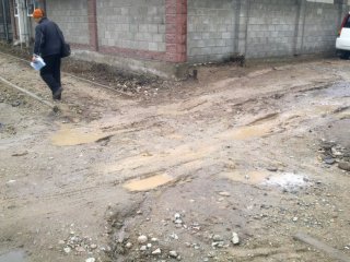 Читатель просит мэрию отремонтировать тротуары на ул. Лухищина и Тойгомбаева <b>(фото)</b>