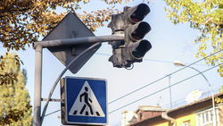 Горожане просят установить светофор на перекрестке Тыныстанова-Жумабека