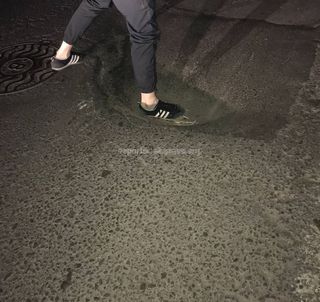 Улица Курманжан Датка просела из-за подключении к городской канализации кафе «Бишкек»