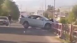 В Воронцовке машина врезалась в ограждение моста. Видео с места аварии