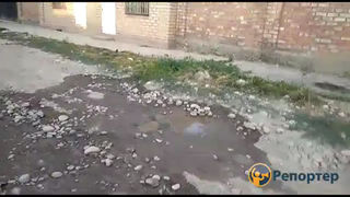 Баня в Ак-Орго выливает воду на дорогу <i>(видео)</i>