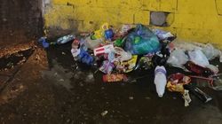 Свалка мусора в подземке на Белинке. Фото