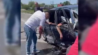В столкновении BMW с «Тойотой» на Льва Толстого пострадали 5 человек, - УПСМ