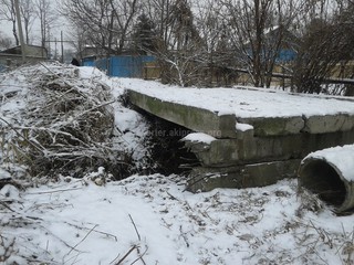 Законно ли на пересечении улицы Суворова и переулка Двинского строят мост? - бишкекчанин (фото)