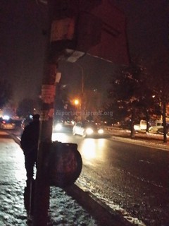 Бишкекчанин просит починить светофор «по требованию» на перекрестке Шабдан баатыра-Медерова (фото)