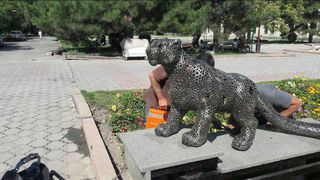 На аллее молодежи в Бишкеке будет установлена скульптура снежного барса <i>(фото)</i>