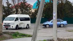 Автомашина посольства США попала в ДТП в Бишкеке во время режима ЧП. Фото