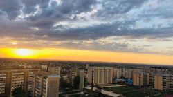 Завораживающий закат в Бишкеке. Фото из мкр Джал