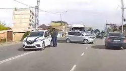 Две аварии на Ахунбаева. Видео