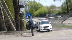 На Осмонкула - Абдыкадырова патрульная машина нарушила ПДД (фото)