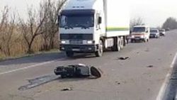 На объездной дороге произошла авария с участием мотоциклистов. Видео
