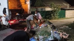 «Эко Проф» убрал мусор на Тулебердиева. Фото
