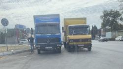 Улицы Сыдыгалиева и Мурмонская превратились в парковку для грузовиков. Фото горожанина