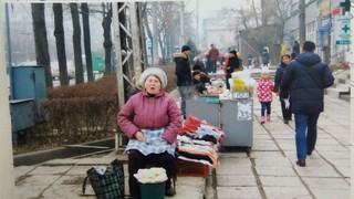 Двое граждан не могут попасть на прием к вице-мэру Бишкека по вопросу стихийной торговли на перекрестке Абдрахманова-Московской