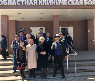 Кыргызская диаспора в Москве навестила 8 кыргызстанцев, пострадавших при ДТП, которое произошло в Рязанской области