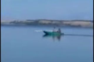 После публикации видео, где мужчины ловят сетью рыбу на озере Иссык-Куль, Госэкотехинспекция провела беседу с жителями