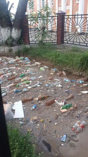 Мэрия Оша не реагирует на накопленный мусор в канале, - читатель (фото)