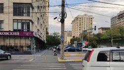 Горожанин просит установить светофор на перекрестке Исанова-Токтогула