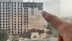 В Бишкеке на 11 этаже многоэтажки, строящейся компанией «Кут строй», обрушилась часть стены