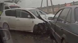 На Баха столкнулись две машины. Видео с места аварии