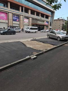 На ул.Киевской не завершили укладку асфальтного покрытия, - читатель (фото)