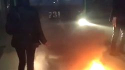 Видео — В Бишкеке загорелся троллейбус №7, его успели потушить