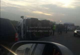 В результате ДТП с участием маршрутки в Иссык-Атинском районе пострадали 5 человек