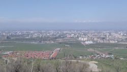 Вид на Бишкек из села Орто-Сай. Фото