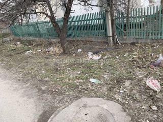 Перекресток Бектенова-Джантошева завален мусором