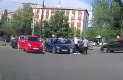 Видео — На Ибраимова–Жумабека произошло ДТП при участии 4 машин