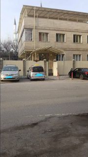 Бишкекчанин просит обновить разметку на Жумабека-Гоголя (фото)