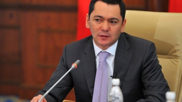 Депутат О.Бабанов Минфину: Дефицит бюджета возможен в пределах 6 млрд сомов, но не 21 млрд сомов — Tazabek