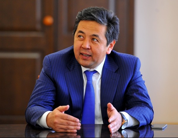 Депутаты ЖК возмущены тем, что премьер-министр все еще не уволил Т.Сарпашева с должности — Tazabek