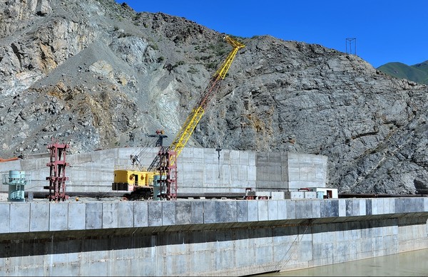 При строительстве ОРУ 500 кВ мощность Камбаратинской ГЭС-2 увеличится до 240 МВт, - Госкомпромэнергонедр — Tazabek