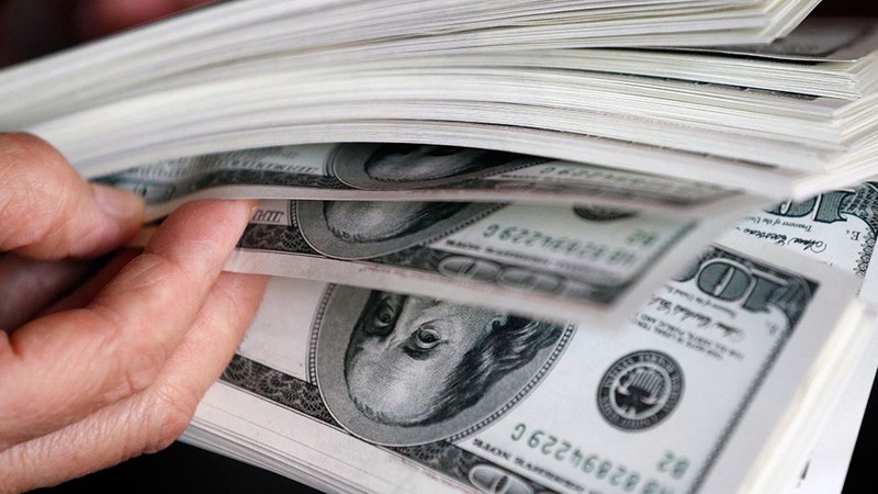 «Курс валют»: Доллар продается по 69,10 сома (график) — Tazabek