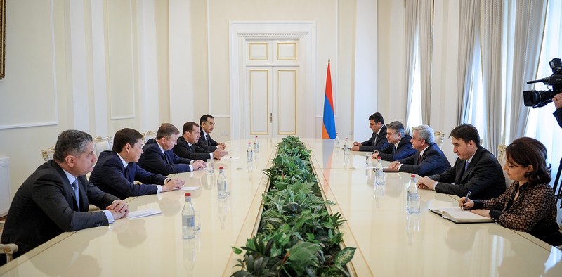 Главы правительств стран ЕАЭС встретились с президентом Армении С.Саргсяном — Tazabek