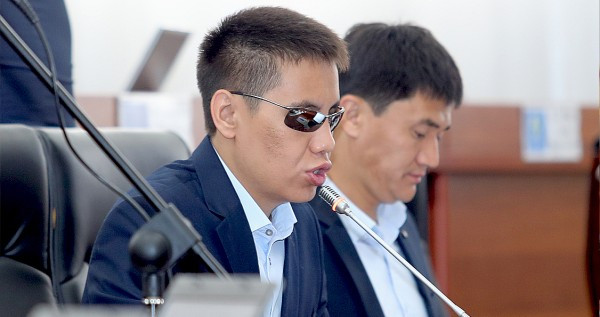 Депутат: 9 аудиторов Счетной палаты — очень много для Кыргызстана — Tazabek