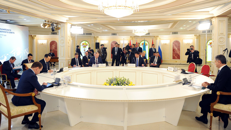 Проходит заседание Евразийского межправительственного совета в узком составе — Tazabek