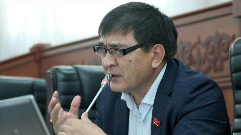 Если сейчас Казахстан и на границе с Узбекистаном построит торговый центр, то Кыргызстан останется в стороне, - депутат — Tazabek