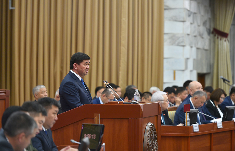 Позиции Кыргызстана в международных рейтингах улучшились на 1,9%, - премьер М.Абылгазиев — Tazabek