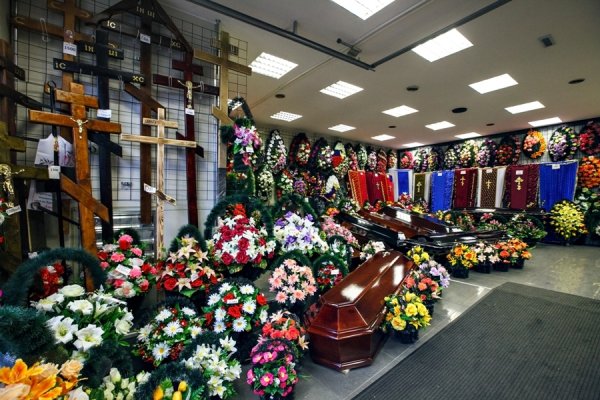 Катафалк по вызову: Кто владеет похоронным бизнесом в Бишкеке? (руководители, учредители, налоги) — Tazabek