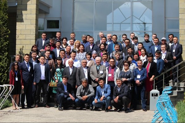 «Росинбанк» принял участие в Международном семинаре по развитию экспорта продукции из Кыргызстана — Tazabek