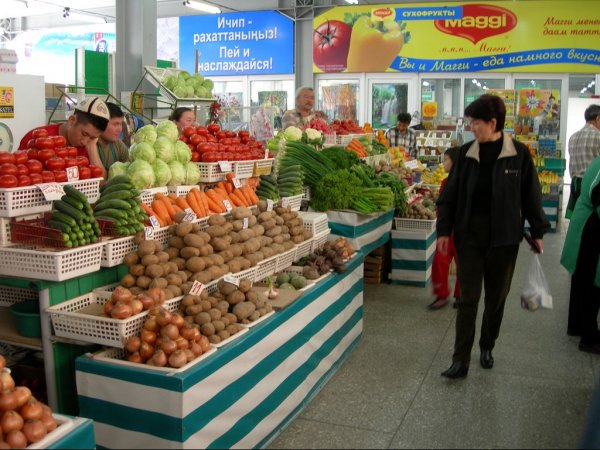 Tazabek-200:  Кто вошел в первую пятерку  компаний пищевой промышленности по платежам в бюджет? (руководители) — Tazabek