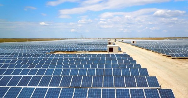 В Иссык-Кульской области рассматривается строительство солнечной электростанции и ветряных мельниц — Tazabek