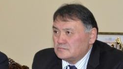 Депутат К.Жолдошбаев недоволен высказываниями, что парламентарии относятся к зарплате в 40 тыс. сомов как к 40 копейкам — Tazabek