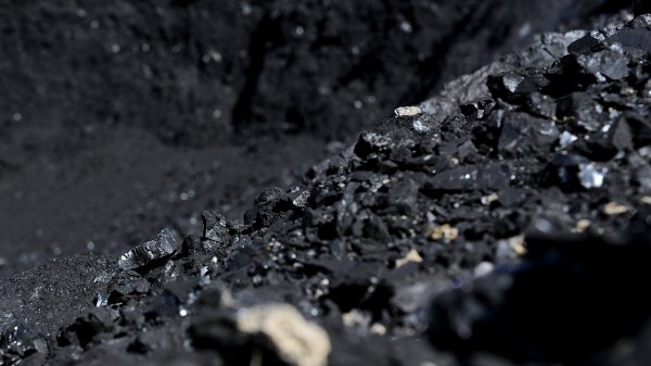 На начало ноября бюджетные учреждения заготовили 142,2 тыс. тонн угля — Tazabek
