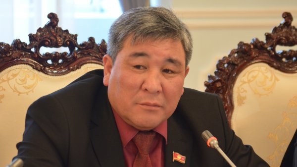 Депутат Р.Момбеков поинтересовался судьбой приватизированных этажей «Учкуна» — Tazabek